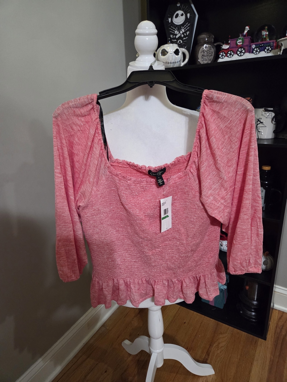 Jessica Simpson Pink Ruffle Hem Off-Shoulder Crop Top